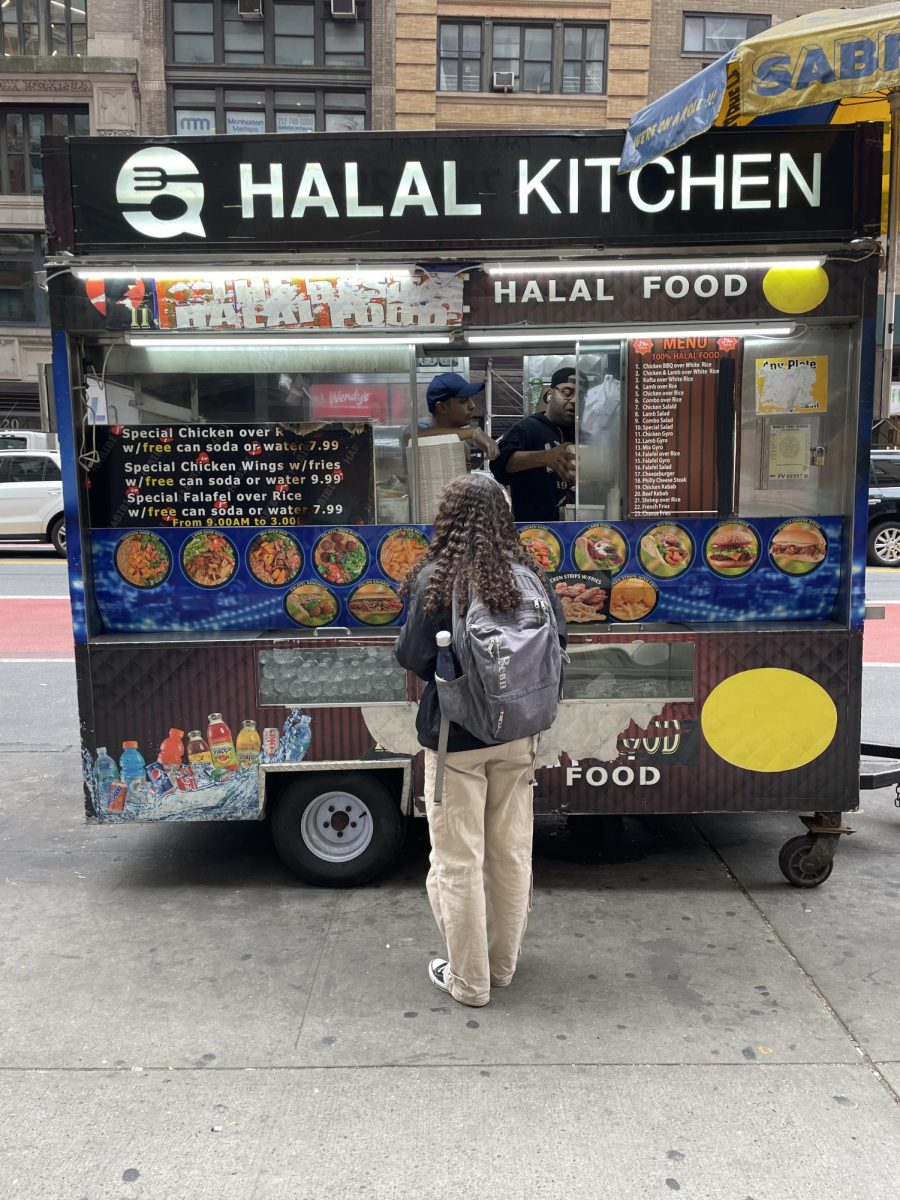 Writer Chloe Piña orders from the Halal cart so famous amongst Baruchians.
